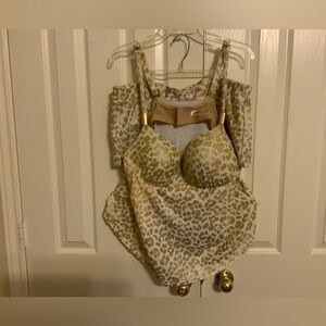 Rare Find!! Cacique Tankini Swim Set - Gold & White Leopard - 42C Top/16 Skirt